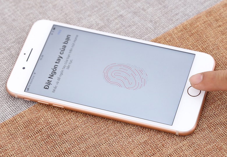 đánh giá cấu hình iPhone 8 Plus chưa active trôi bảo hành