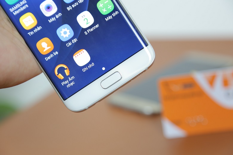 mua Samsung Galaxy S7 Edge tại Viettablet.4