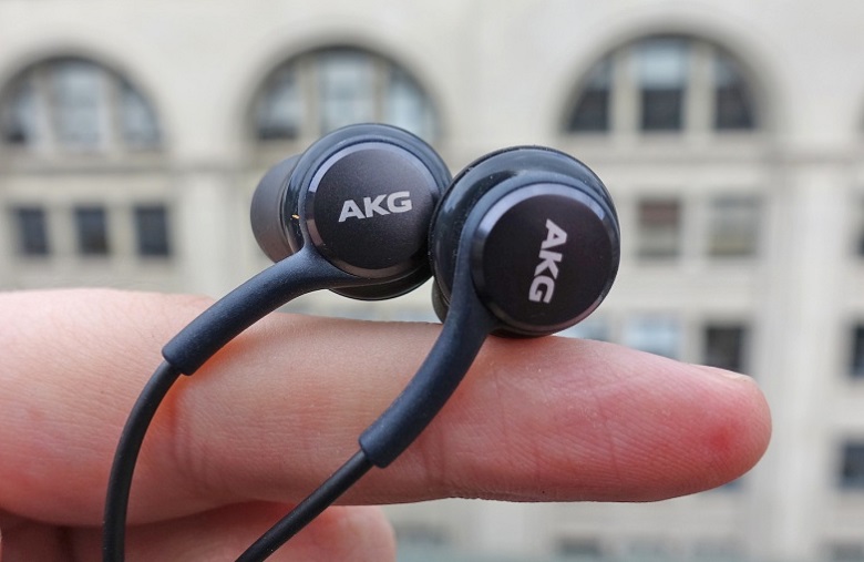 tai nghe akg giá rẻ