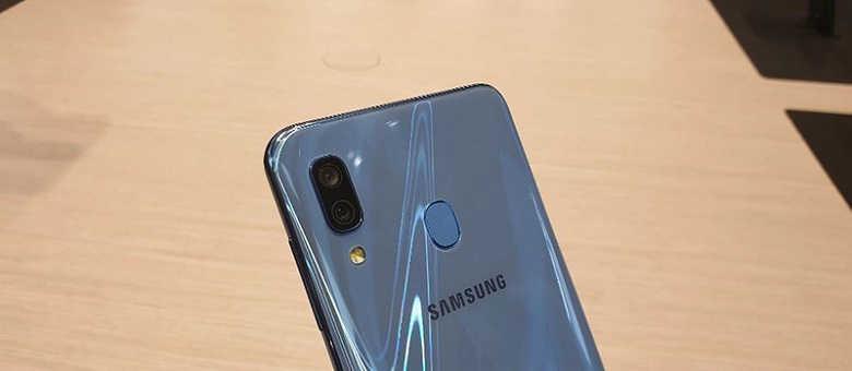 Samsung Galaxy A30 (32GB) Công Ty mới nguyên seal
