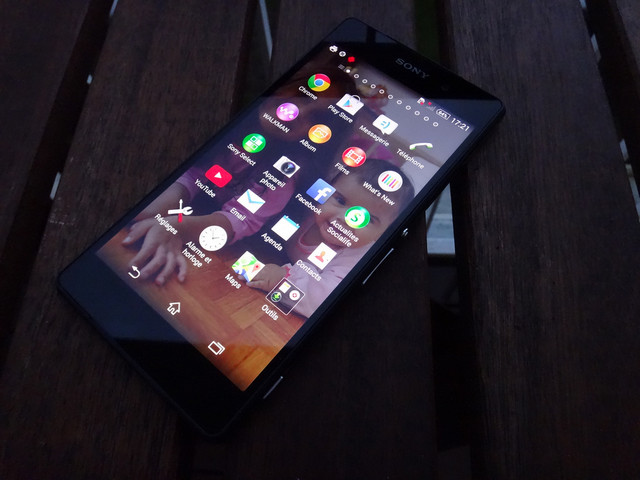 Sony Xperia Z2 -2
