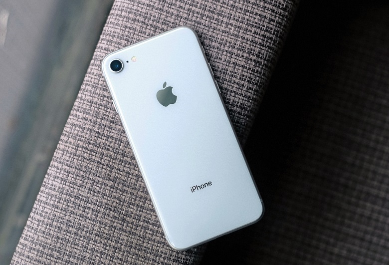 Top Smartphone pin trâu iphone 8