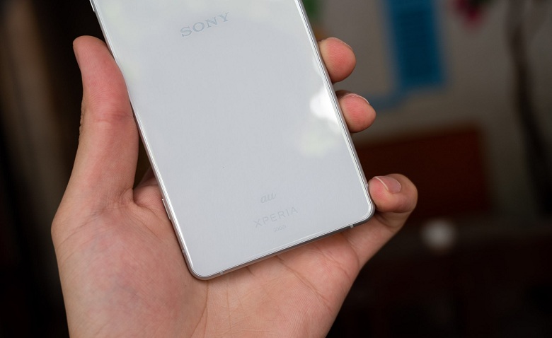 mặt sau Sony Xperia 1 Mark II