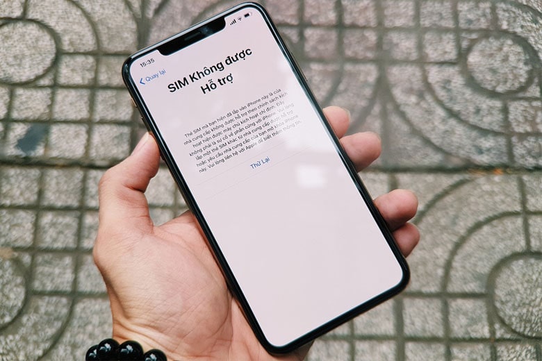 iPhone Xs Max Lock