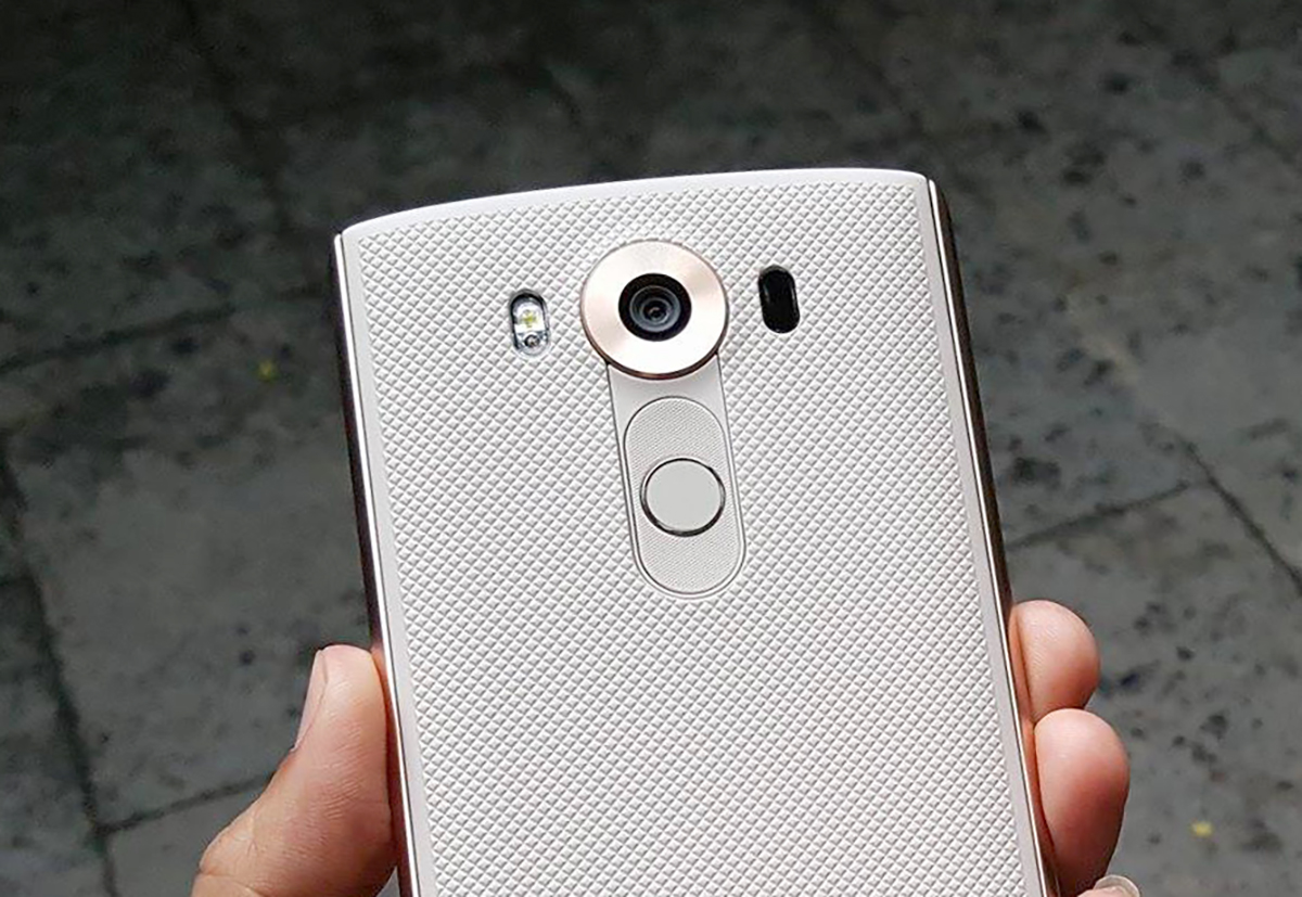 LG V10 camera