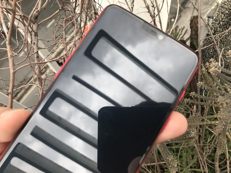 oneplus 6 màu đỏ màn hình tai thỏ