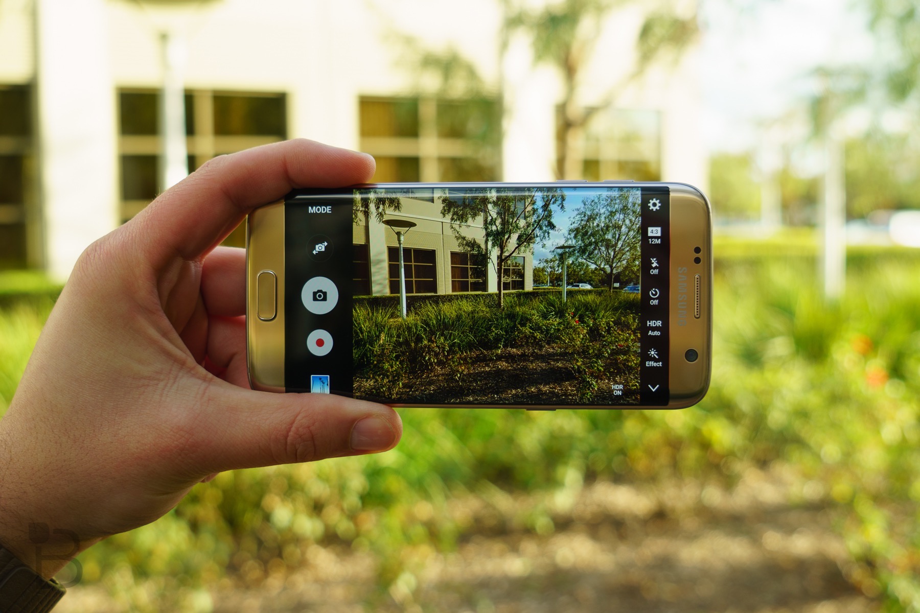 camera ảnh chụp