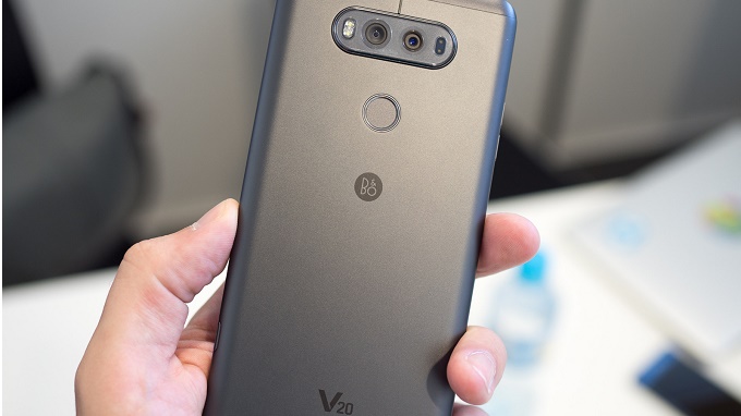 mặt lưng lg v20 like new
