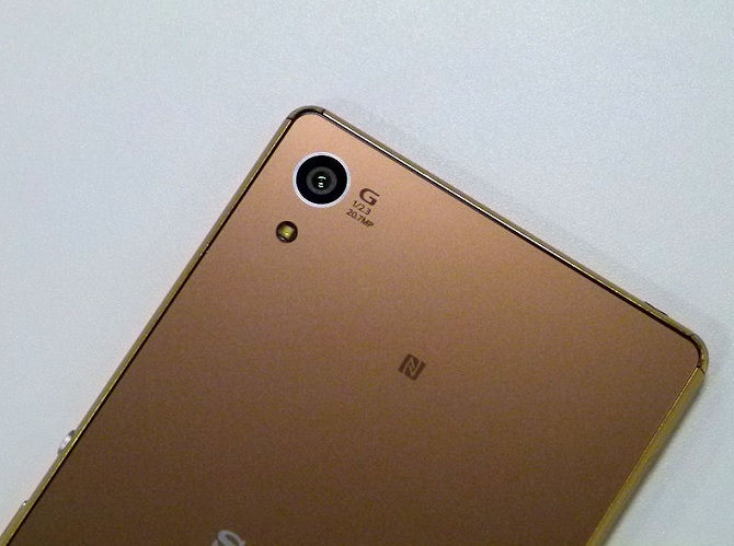 Cảm biết Exmor RS 20,7MP trên Xperia Z4