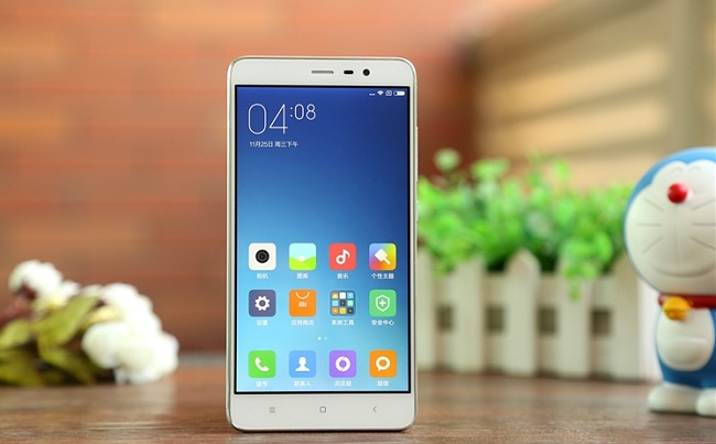 So sánh Xiaomi Mi4 và Redmi Note 3 thiết kế 2