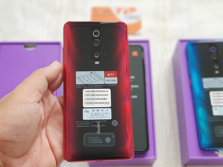Redmi K20 màu đỏ