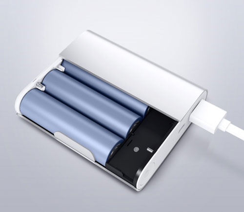 cuc-sac-pin-du-phong-xiaomi-10400-mah