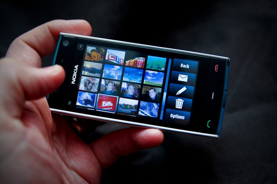 Смартфон Nokia X30 Купить