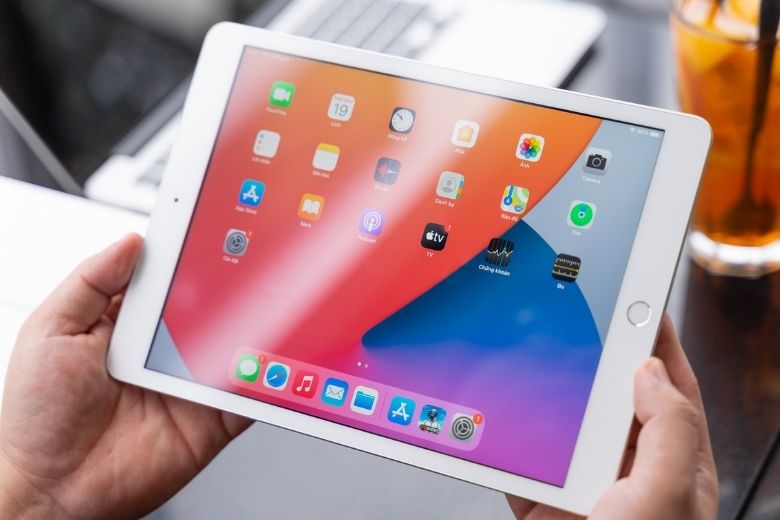 Đánh giá iPad Gen 8 (2020): Liệu có giúp Apple xưng Vương thị trường tablet tầm trung?
