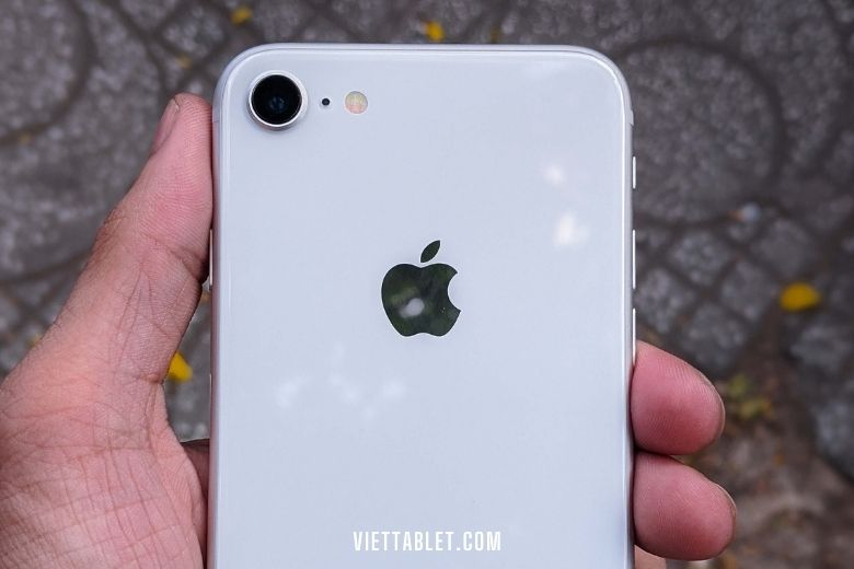 5 lý do nên mua iPhone 8 cũ ngay trong năm 2020 khi giá đã quá RẺ chỉ còn hơn 5 triệu