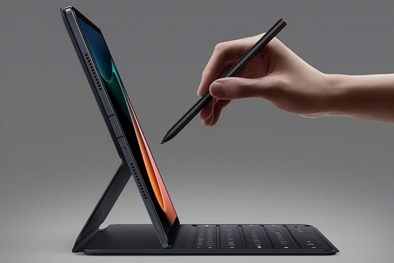 Trên tay Xiaomi Mi Pad 5: Thiết kế tinh tế, hiện đại, tần số quét 120Hz, sạc nhanh 33W ấn tượng!