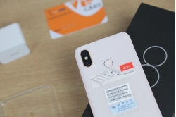 xiaomi-mi-8-xung-ba-tam-gia-hon-5-trieu-nho-chip-snapdragon-845-ram-6gb-camera-kep-chat xiaomi-mi-8-xung-ba-tam-gia-hon-5-trieu-nho-chip-snapdragon-845-ram-6gb-camera-kep-chat