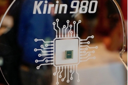 Kirin-980-the-worlds-first-7nm-phone-chip Kirin-980-the-worlds-first-7nm-phone-chip