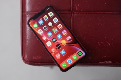 danh-gia-iphone-xr-cu-man-hinh danh-gia-iphone-xr-cu-man-hinh