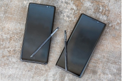samsung-galaxy-note-10-lo-anh-thuc-te-voi-man-hinh-co-vien-rat-mong samsung-galaxy-note-10-lo-anh-thuc-te-voi-man-hinh-co-vien-rat-mong