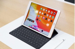co-nen-mua-ipad-gen-7 co-nen-mua-ipad-gen-7