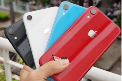 iphone-xr-nhieu-mau-sac-ruc-ro-tiep-tuc-giam-tien-trieu-don-xuan-sang iphone-xr-nhieu-mau-sac-ruc-ro-tiep-tuc-giam-tien-trieu-don-xuan-sang