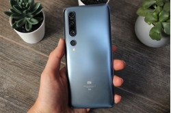 cong-nghe-cam-ung-cham-mat-lung-cu-hit-tien-phong-cua-xiaomi-voi-thi-truong-smartphone cong-nghe-cam-ung-cham-mat-lung-cu-hit-tien-phong-cua-xiaomi-voi-thi-truong-smartphone